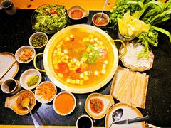 -顶顶汤火牛排火锅·经典铜锅涮肉