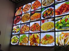 -李哥海鲜烧烤家常菜(孔雀城店)