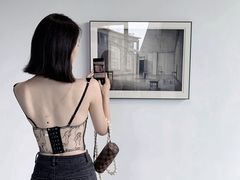 -知美术馆
