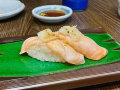 炙烧三文鱼腩寿司-大雄寿司(中华广场店)