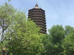 -玲珑塔公园