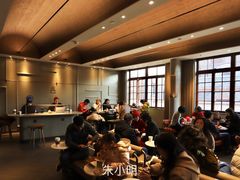 -星巴克臻选(上海今潮8弄店)