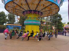 -七彩云南欢乐世界