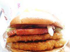 俄式红肠双层香鸡堡-麦当劳(东急新天地店)