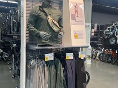 -迪卡侬(越秀公园店)