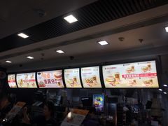 -麦当劳(深圳北站高铁店)