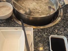 -一席地·本地鸡窝·杭帮鸡火锅(萧山银隆百货店)