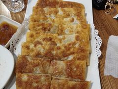 招牌肉饼-山楂树融合菜餐厅