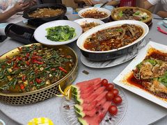 -有红鸡毛店·川菜(建设路店)