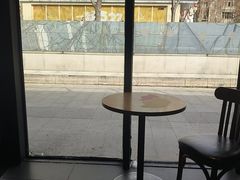 -星巴克(西藏路店)