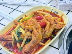 -周良天山牛杂城(天山路总店)