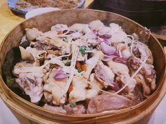 荷叶红葱头蒸鸡-天宝食坊·啫啫煲大排档(西华路店)