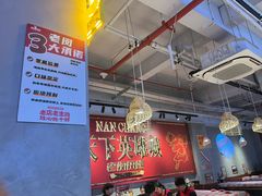 -老闵田螺馆·南昌市井菜·特色小吃(总店)