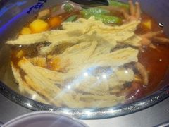 -山河屯铁锅炖·非遗铁锅炖(华强北店)