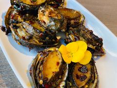 干煸小鲍鱼-日进一片海.生腌海鲜火锅.宵夜烧烤(三里屯总店)