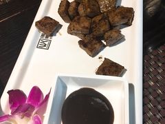 乾坤雪牛方-HIHE Bistro·Oyster Bar(华熙live店)