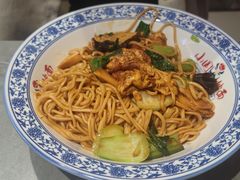 -小国抻面大烧烤馆