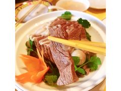 草原手把肉-德乐海蒙餐