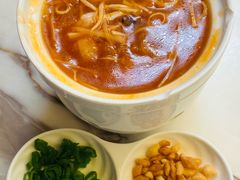 酸辣汤-唐猫庭院·千年陕菜(大唐不夜城店)