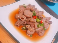 -臻鲜燕海鲜融合餐厅(金陵style店)