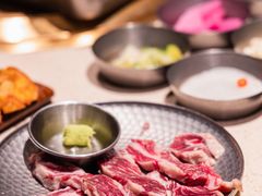 -蚂蚁洞·烤肉大营地(上海静安大悦城店)