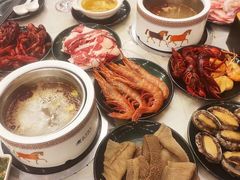 -五月罗马海鲜自助餐厅(月星环球港店)