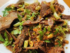 -曾牛肉