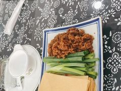 -八两八金·莱芜特色炒鸡(市南漳浦路店)