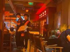 -何师烧烤Pro ·江湖川菜·小龙虾·精酿(太古里旗舰店)