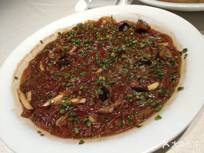 新荣记(中心大道店)沙蒜烧豆面图片