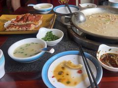 -老来福·非遗酸汤兔(凯旋路店)