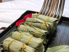 -刘姐啤酒鱼民族演艺餐厅(西街总店)