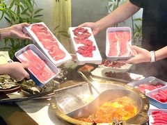 -鲜吃为尚.鲜切牛肉海鲜自助火锅(新塘万达广场店)