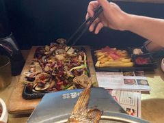 -吞鱼兽麻辣烤鱼(万达店)