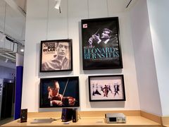 -Sony Store 索尼(上海淮海中路店)