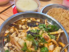 -柳州肥姨妈大骨螺蛳粉(东靖路店)