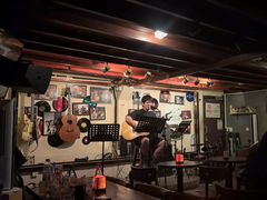 -南锣鼓巷吉他吧(鼓楼店)