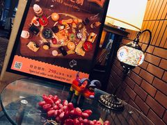 -香格里拉鱼跃地中海西餐厅·牛排披萨