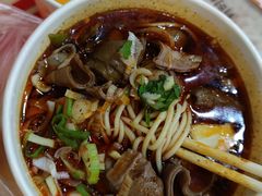 -薛记襄阳香辣牛肉面(平安路店)