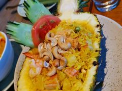 菠萝海鲜炒饭-mango tree芒果树泰国餐厅(青岛万象城店)
