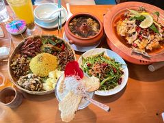 -菌自由丨野生菌火锅特色庭院餐厅(丽江古城店)