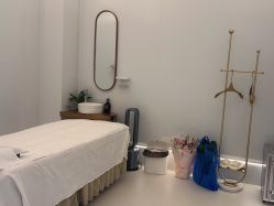 -苑苑vbeauty科技美容SPA
