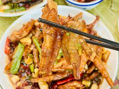 -丹水桥地锅鱼·翘嘴鲌·地方特色全鱼宴(丹江口大坝店)