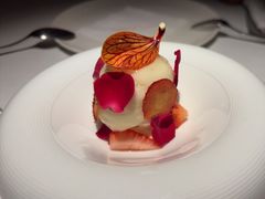 金桔黄皮果-弦月窗LUNETTE BY AMANDA(复兴路店)