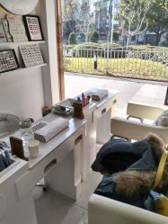 -EMILY艾枚莉美甲美睫·美颜·现磨咖啡