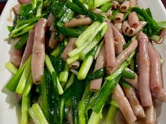 韭菜炒海肠-崴海渔村(虹梅路店)