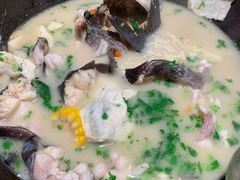 原味原汁锅-鲜潭蒸汽石锅鱼(五道口购物中心店)