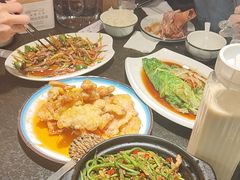 -靠山屯东北农家菜(八龙桥雅苑店)