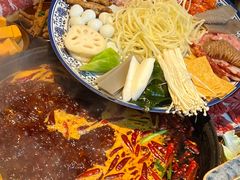 -周小明火锅(黑金冠社区店)