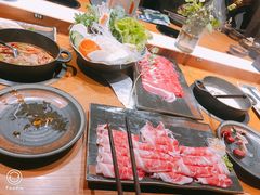 -呷哺呷哺 黄金牧场 (新中关购物中心店)